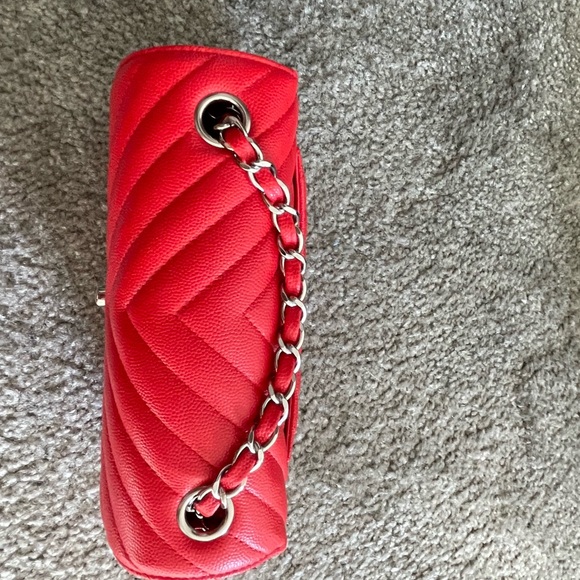 SOLD Chanel Red Chevron Caviar Mini - Picture 11 of 16